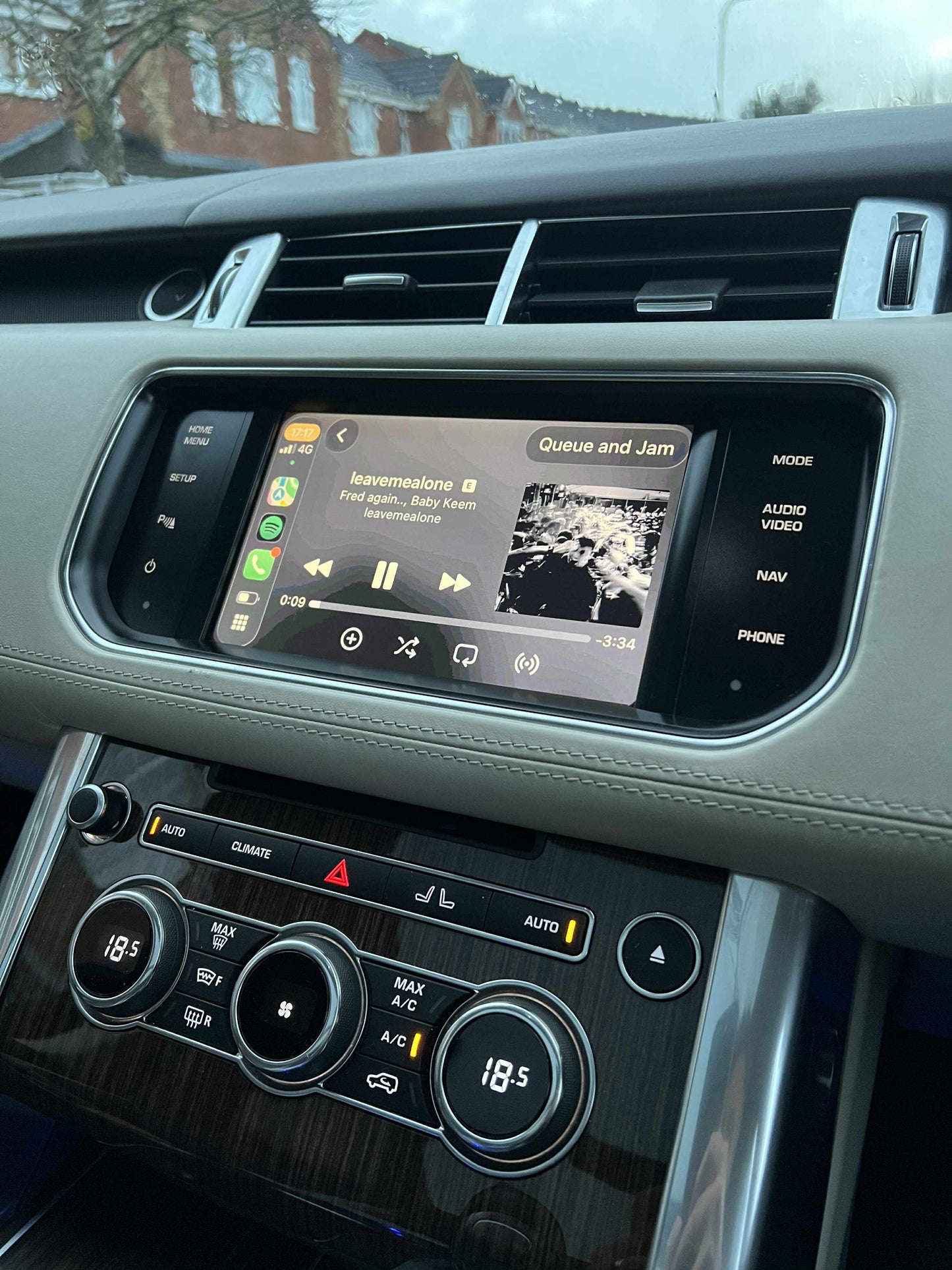 Jaguar, Land Rover & Range Rover CarPlay & Android Auto Bosch