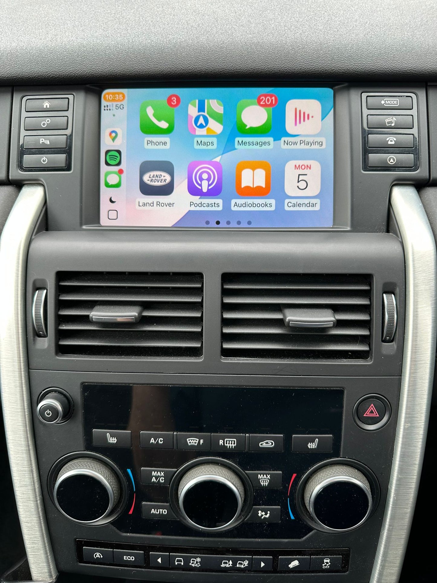 Wireless Apple CarPlay & Android Auto Upgrade – 8” Harman System (Jaguar & Land Rover)
