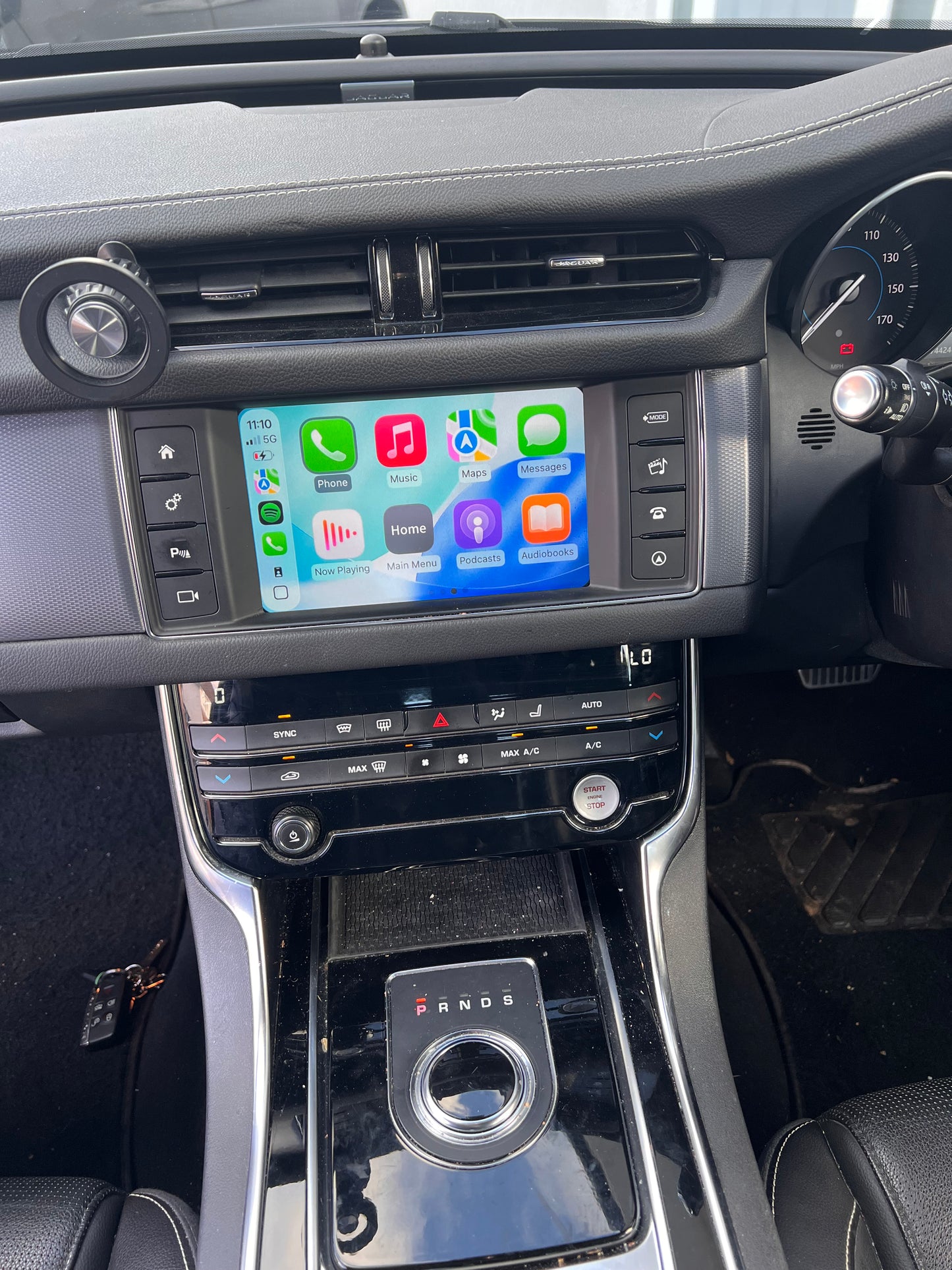 Wireless Apple CarPlay & Android Auto Upgrade – 8” Harman System (Jaguar & Land Rover)