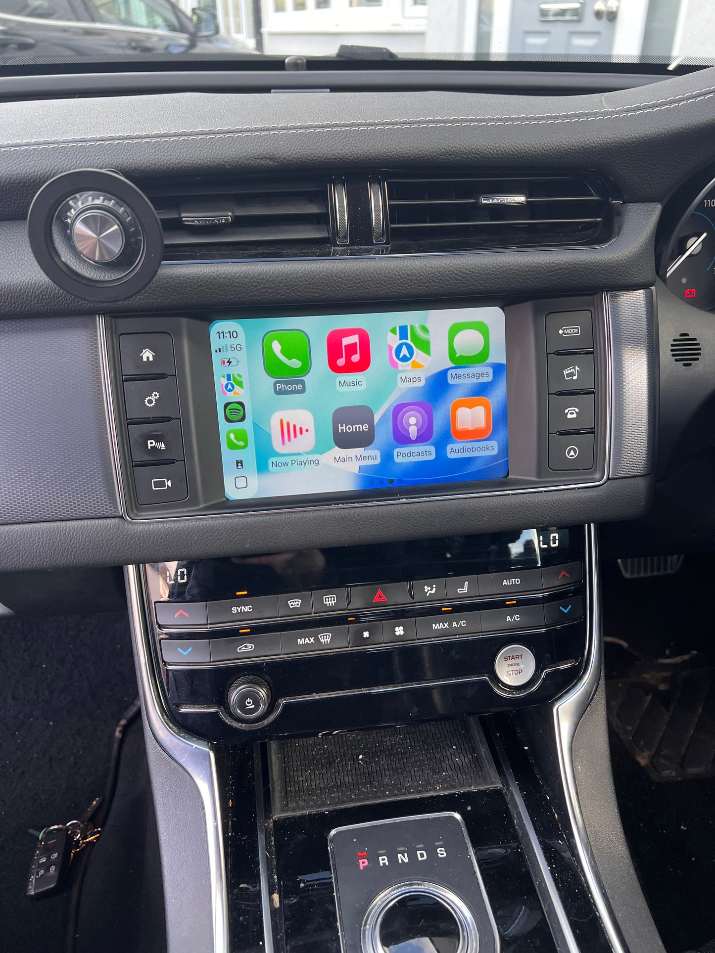 Wireless Apple CarPlay & Android Auto Upgrade – 8” Harman System (Jaguar & Land Rover)