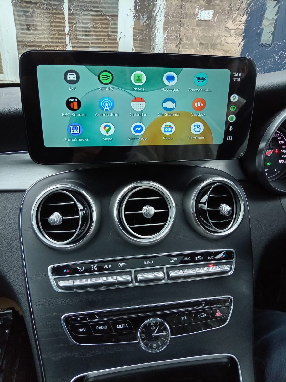 W205 Linux 10” Screen upgrade